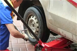 嵩明附近拖车24小时服务热线电话